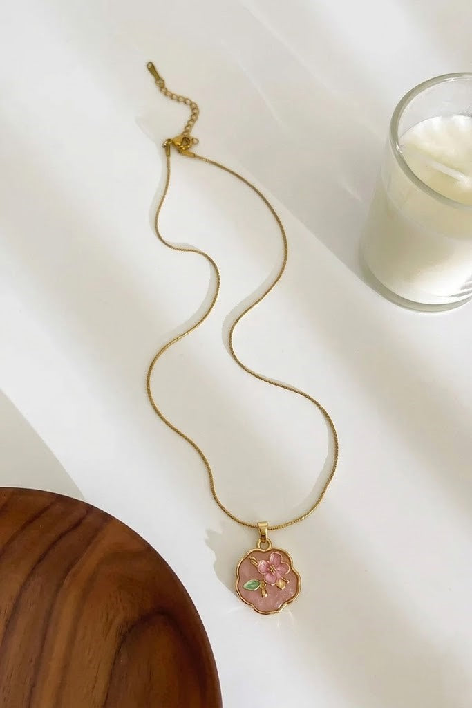 Flower Charm Pendant Chain - CHEXE LIFESTYLE PRIVATE LIMITED