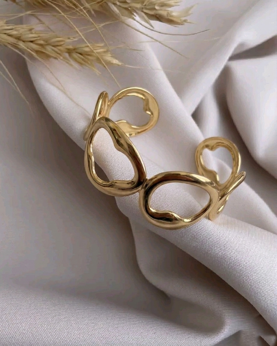 Heart Loop Cuff