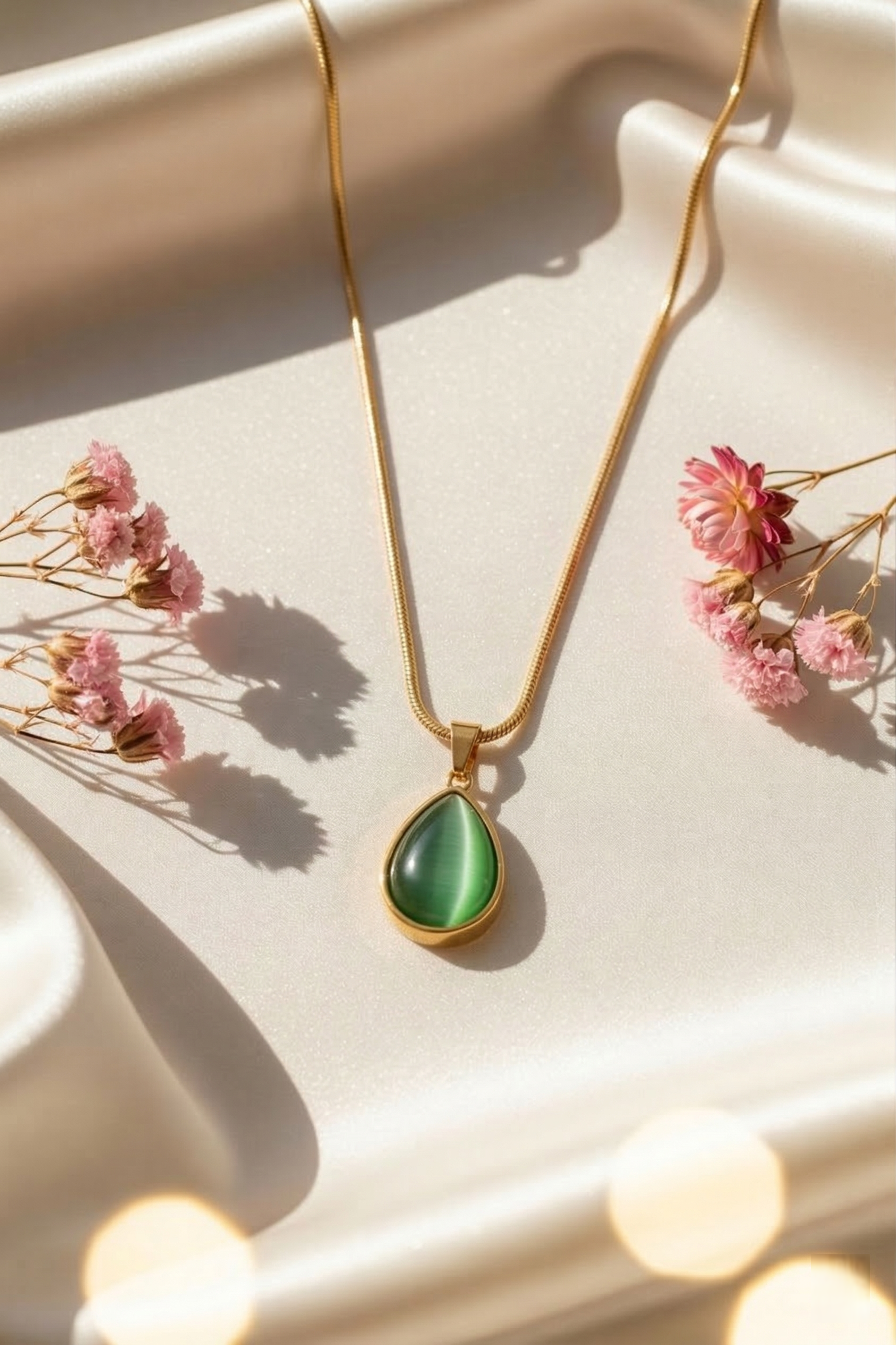 Emerald Glow Teardrop Pendant - CHEXE LIFESTYLE PRIVATE LIMITED