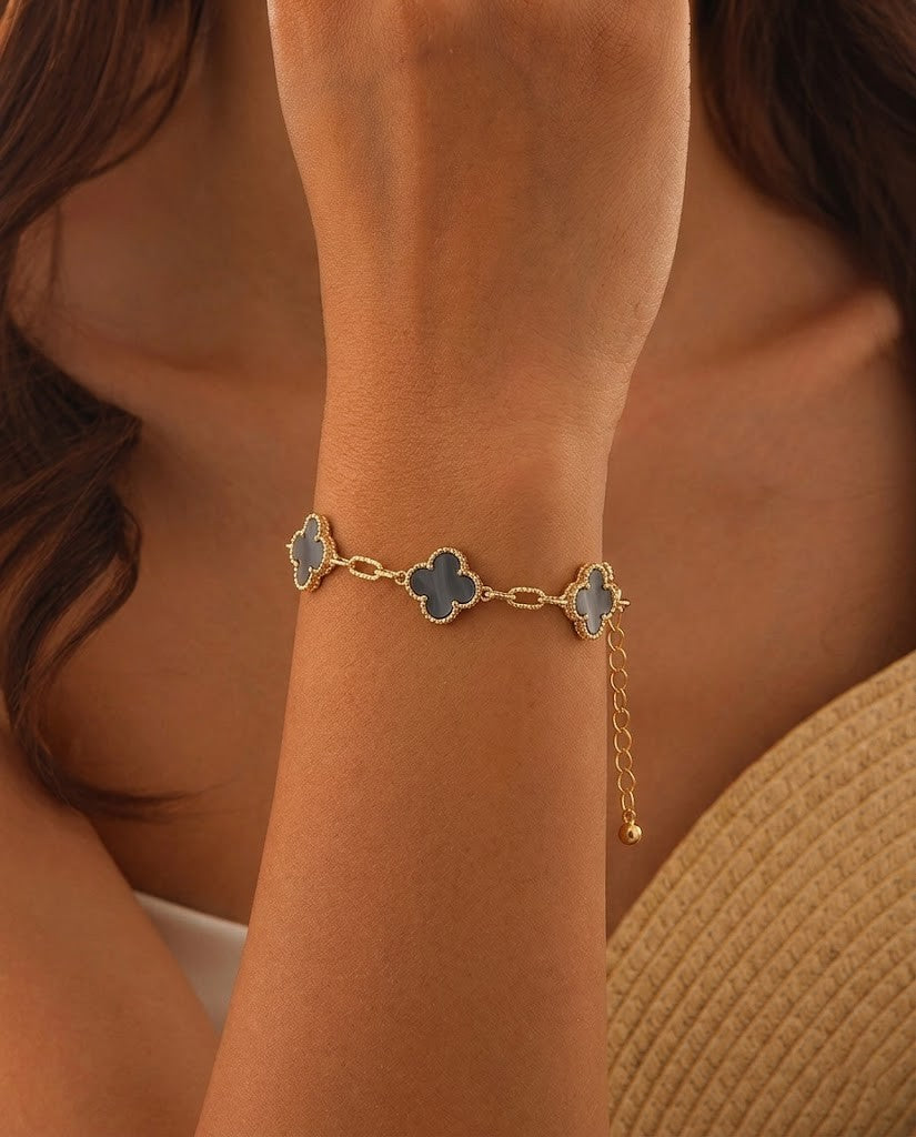 Ivory Clover Bracelet